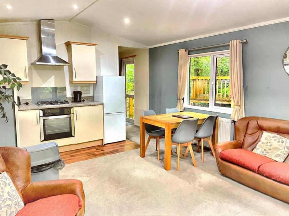 Woodland View -Hot Tub-Tenby-Carmarthen-圣克莱尔斯 外观 照片